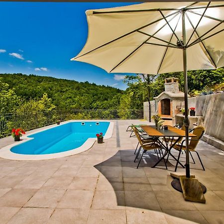 Forest House Silva Hrvace Bagian luar foto