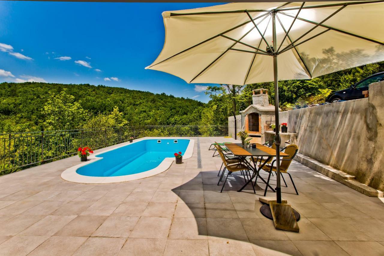 Forest House Silva Hrvace Bagian luar foto