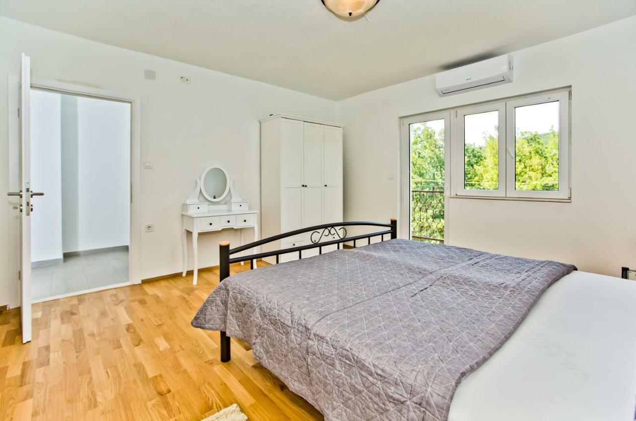 Forest House Silva Hrvace Bagian luar foto