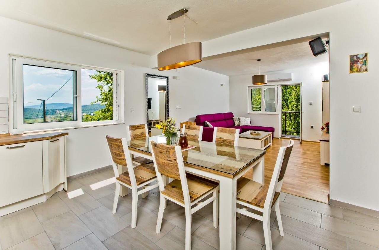 Forest House Silva Hrvace Bagian luar foto