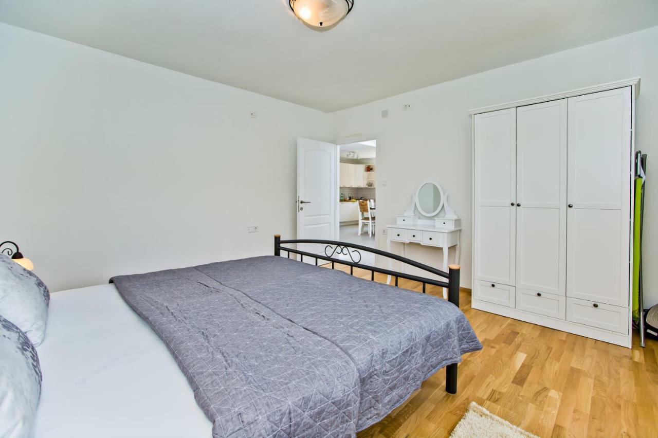 Forest House Silva Hrvace Bagian luar foto